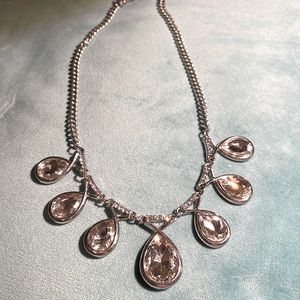 Beautiful sparkly statement necklace.